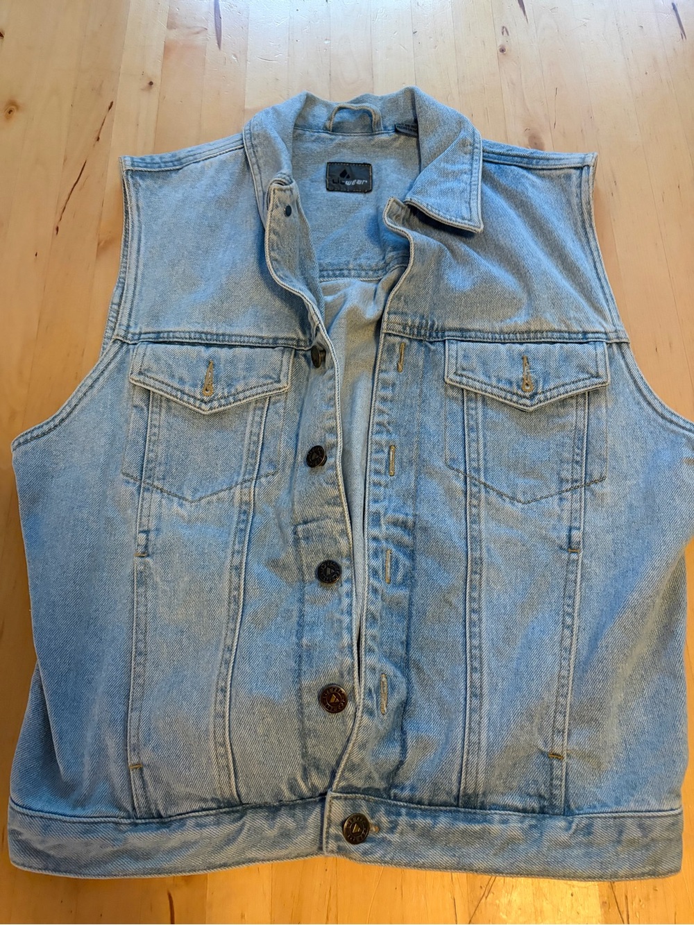 Light Wash Denim Vest vintage Liz Claiborne